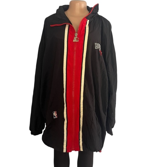Vintage NBA Starter Nylon Jacket 90s Chicago Bulls - Picture 1 of 9